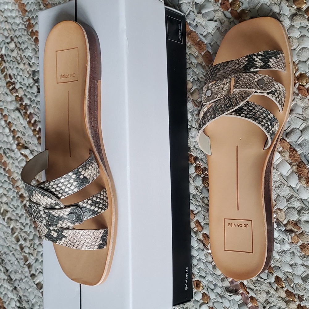 Dolce Vita Cait slide sandal - Picture 4 of 10